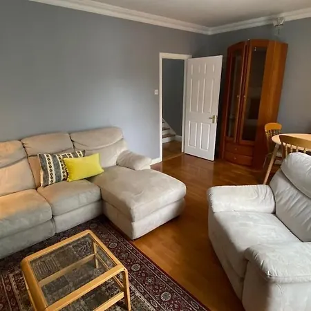 Stylish & Spacious Apartment, Sleeps 6 Galway Exterior photo